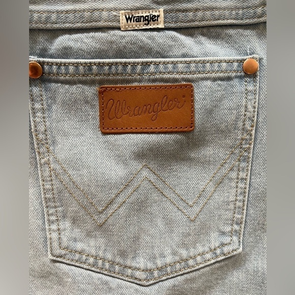 Wrangler worldwide 661 high rise wide leg jeans - Picture 7 of 14